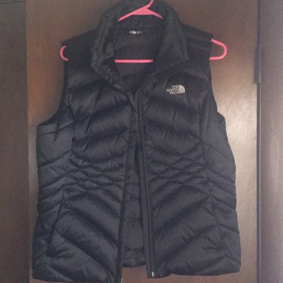 the north face women's aconcagua down vest